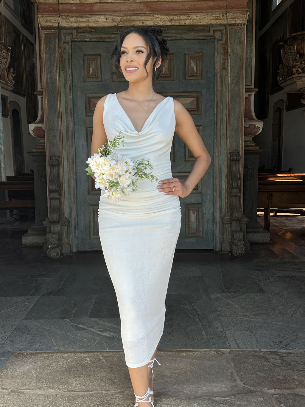 Vestido midi branco casamento civil noivado pre wedding Dani