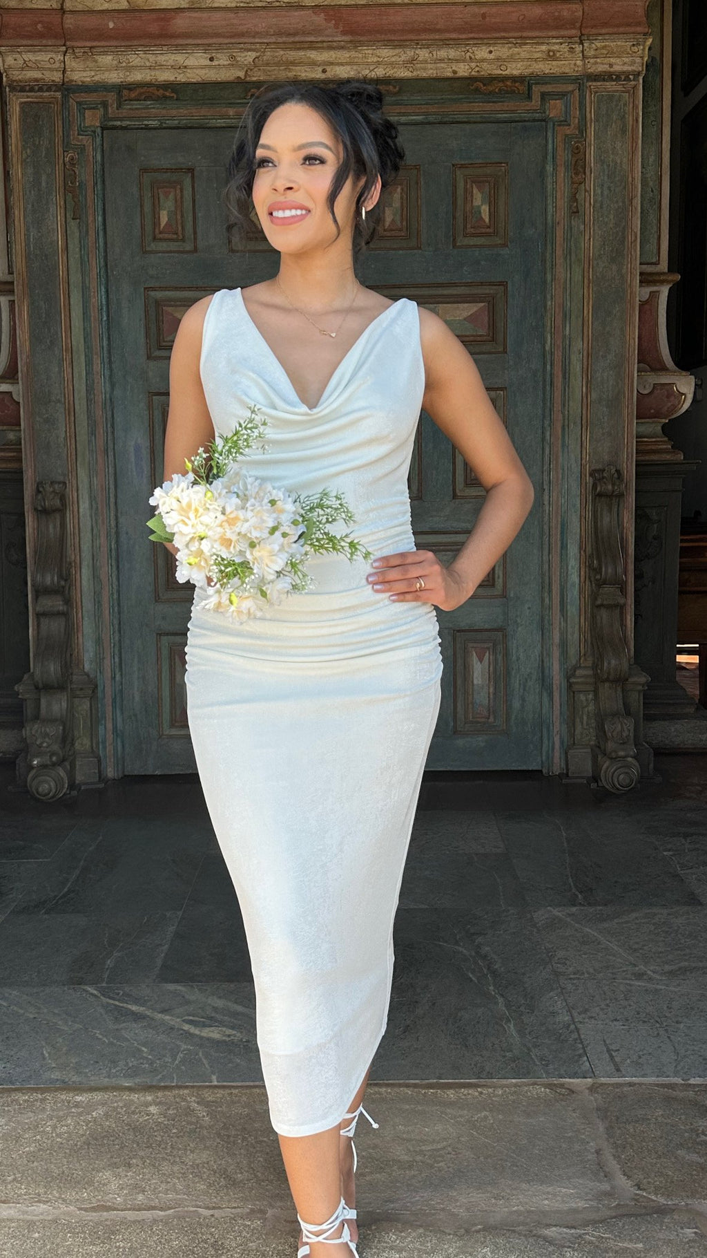 Vestido midi branco casamento civil noivado pre wedding Dani