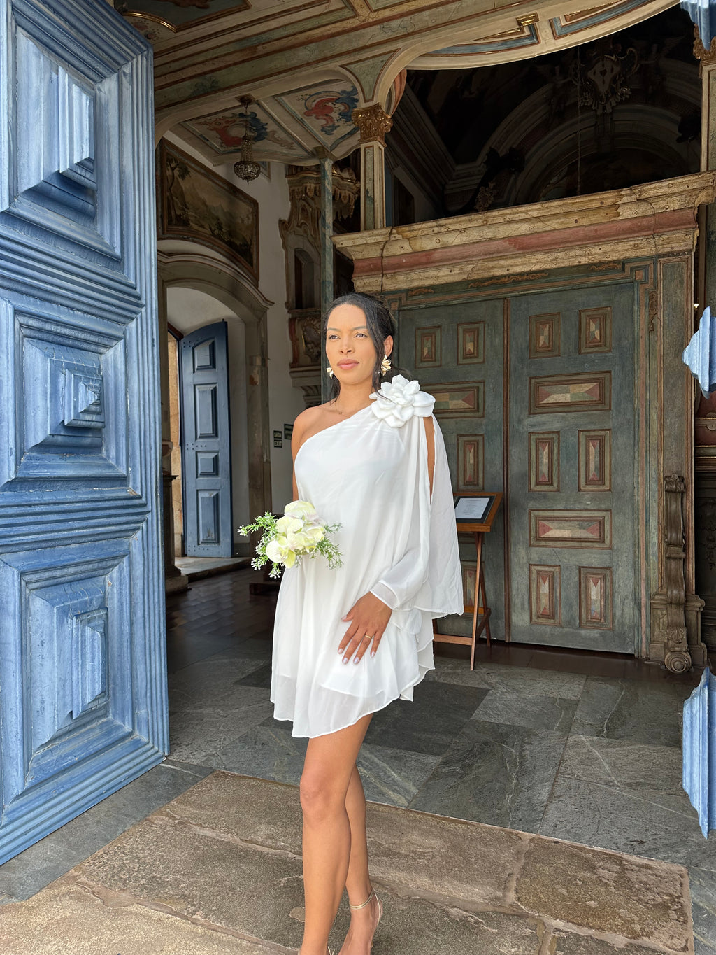 Vestido midi branco flor casamento civil noivado pré wedding Leticia