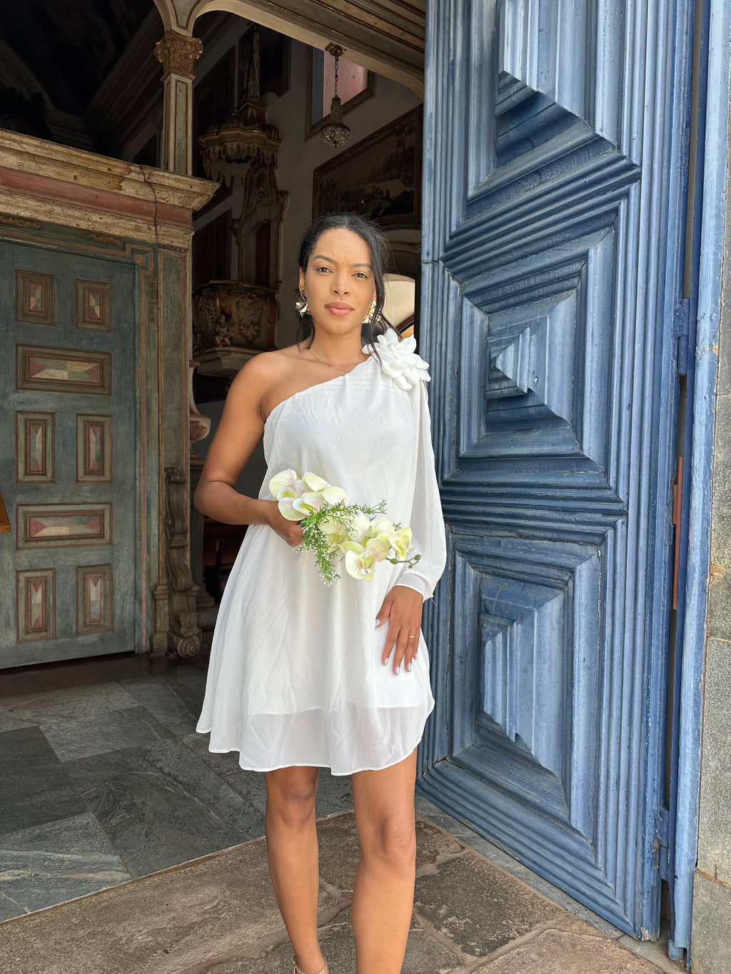 Vestido midi branco flor casamento civil noivado pré wedding Leticia