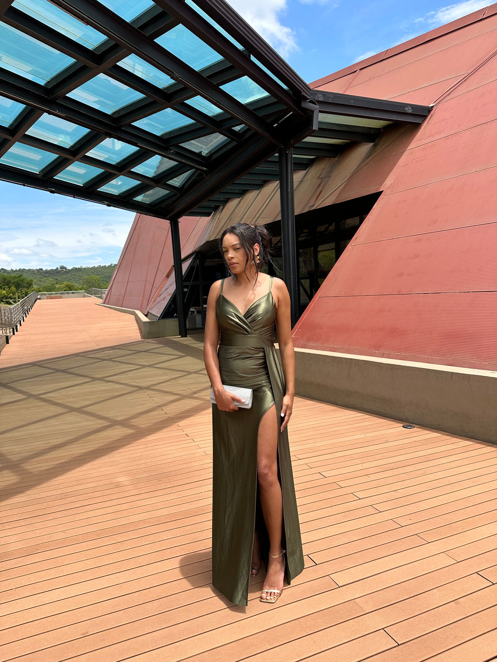 Vestido Longo verde oliva Acetinado Corset decote Joana